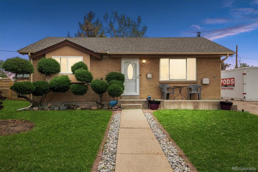 2121 E 114th PL, Northglenn, CO 80233