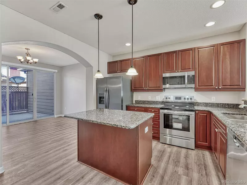 8637 Gold Peak DR #B, Highlands Ranch, CO 80130