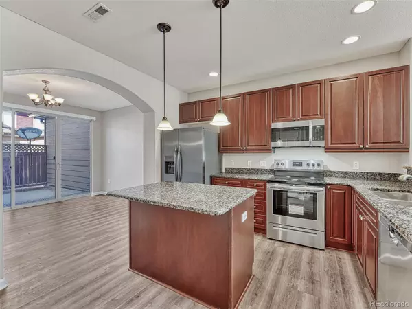 8637 Gold Peak DR #B, Highlands Ranch, CO 80130