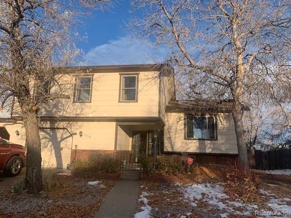 1034 S Uravan ST, Aurora, CO 80017