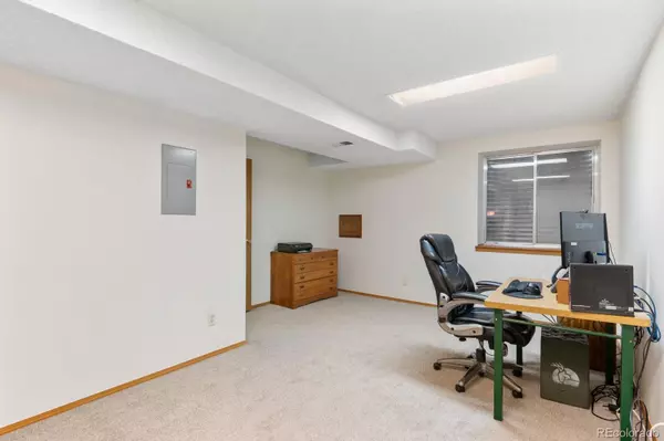 Denver, CO 80231,7476 E Arkansas AVE #205