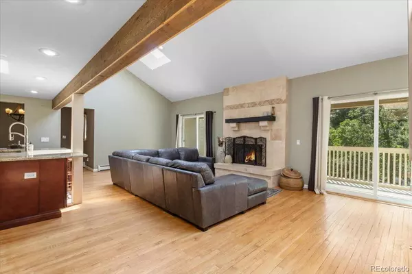 Larkspur, CO 80118,7085 Kiowa RD