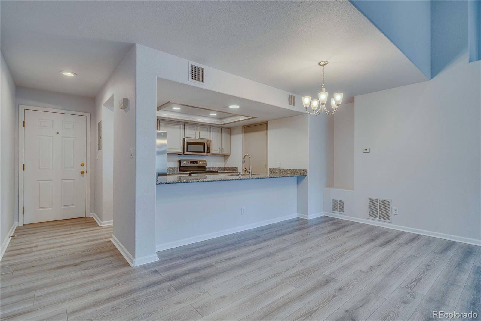 Golden, CO 80401,23642 Pondview PL #F