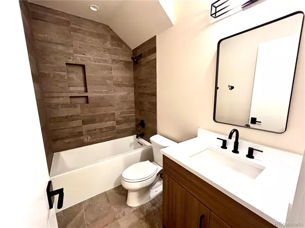 Frisco, CO 80443,310 Main ST #204