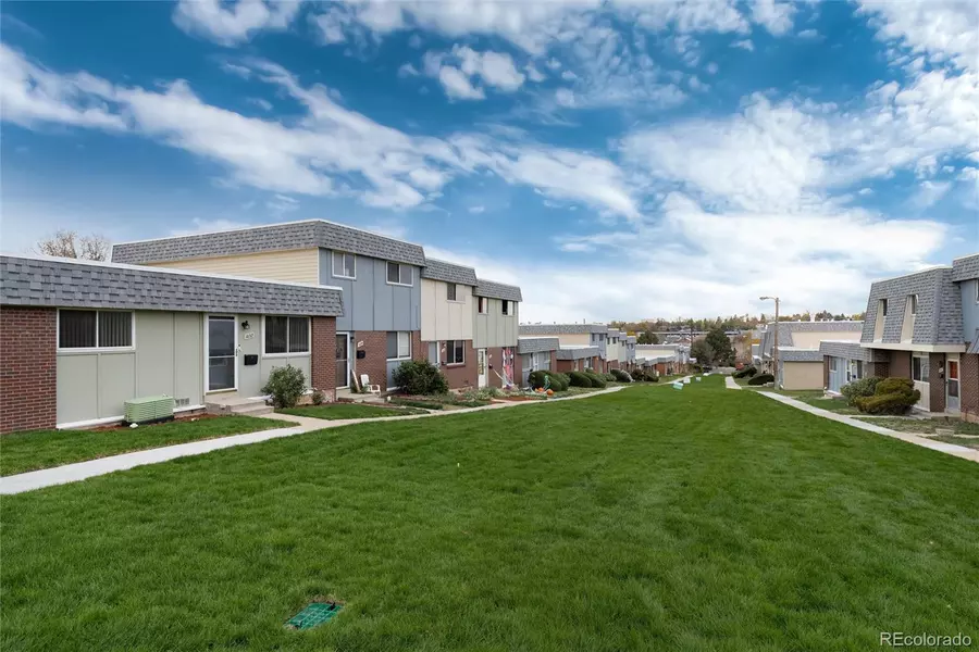 1033 Milky WAY, Thornton, CO 80260