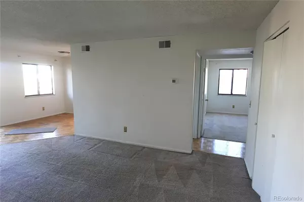 Aurora, CO 80017,491 S Kalispell WAY #207