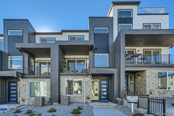 1756 Peak LOOP, Broomfield, CO 80023