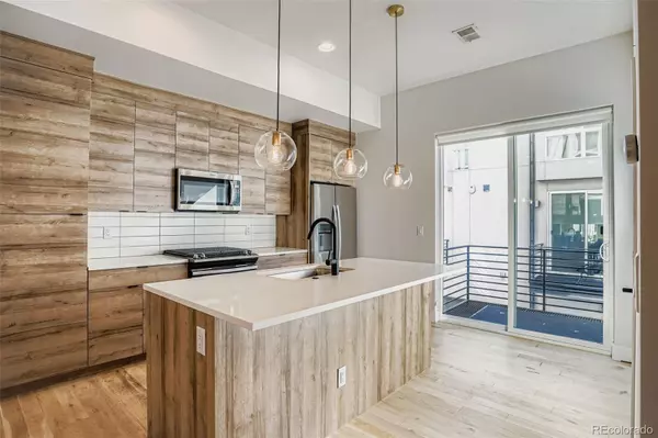 3037 W 19th AVE, Denver, CO 80204