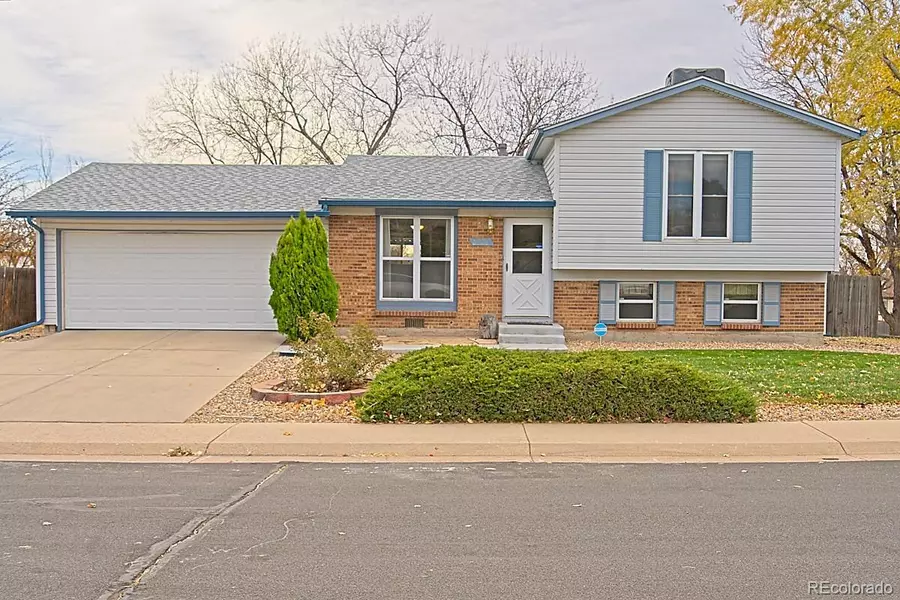 2840 E 98th AVE, Thornton, CO 80229