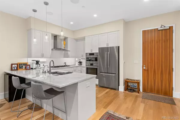 Denver, CO 80206,250 Columbine ST #409