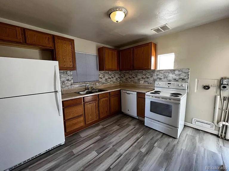 Denver, CO 80207,3305 Olive ST