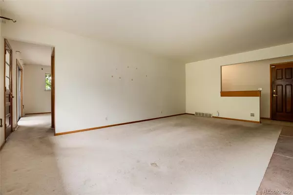 Centennial, CO 80121,5904 S Logan ST