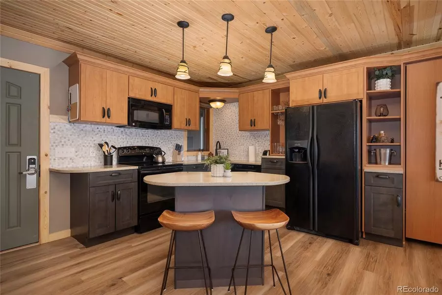 96 Mountain Side DR #B61, Granby, CO 80446