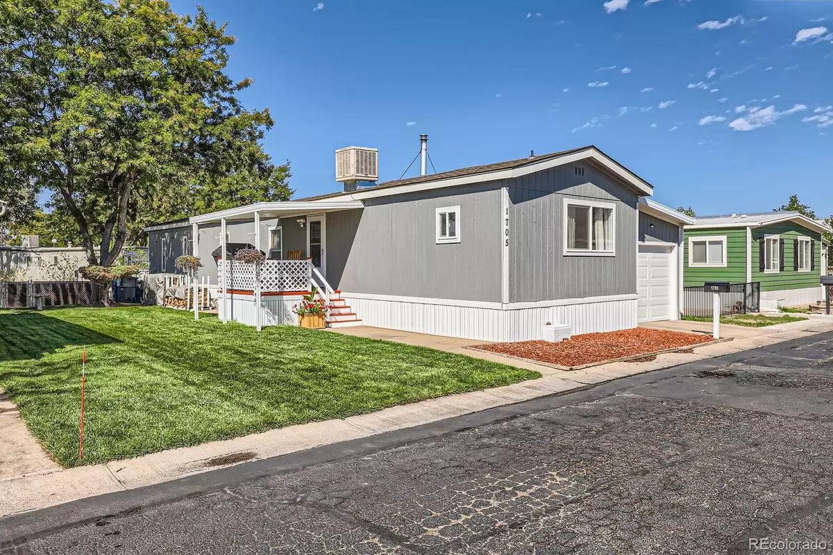 Aurora, CO 80011,1705 Clark ST