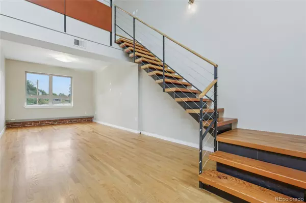 Denver, CO 80211,2501 Grove ST #201