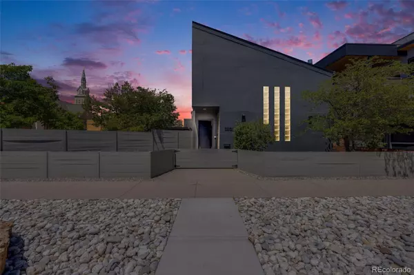 Denver, CO 80205,2801 Lawrence ST