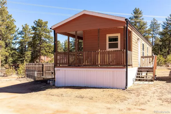 Woodland Park, CO 80863,27572 State Highway 67