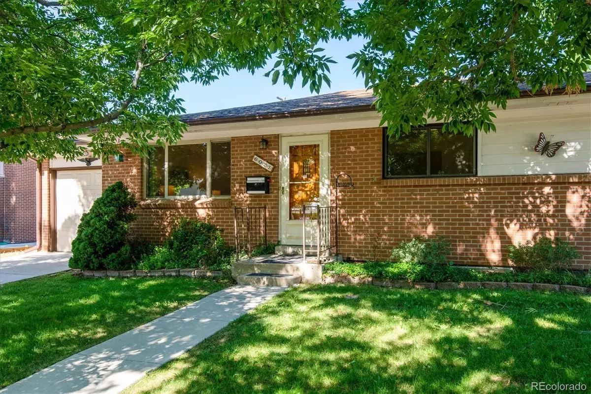 Arvada, CO 80004,6021 Pierson CT