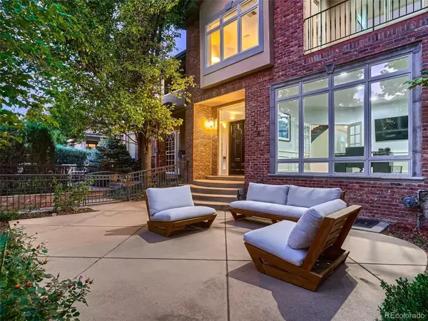Denver, CO 80206,338 Saint Paul ST