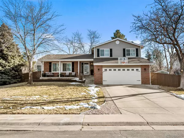 8414 S Woody WAY, Highlands Ranch, CO 80126