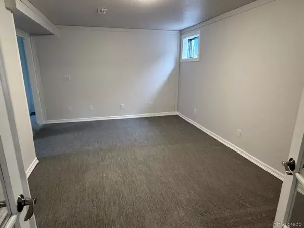 Bennett, CO 80102,271 Elm ST