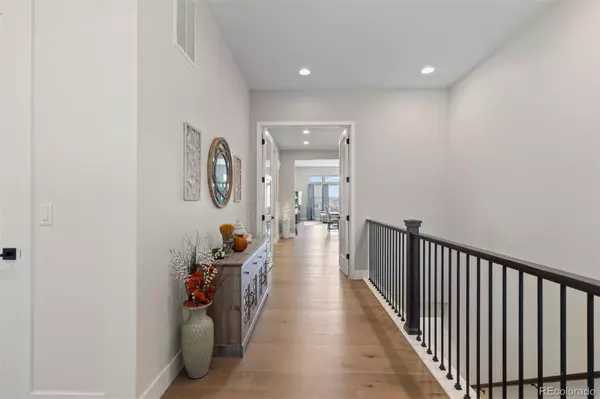 Castle Pines, CO 80108,7358 Canyonpoint RD