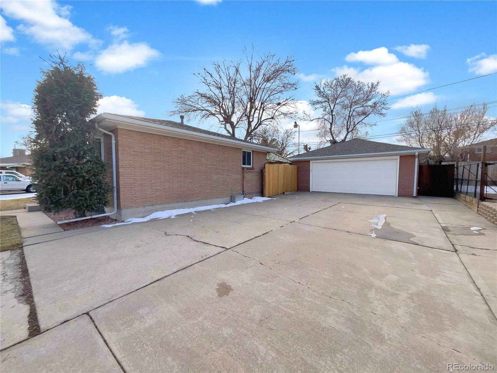 Denver, CO 80221,7963 Sherman WAY