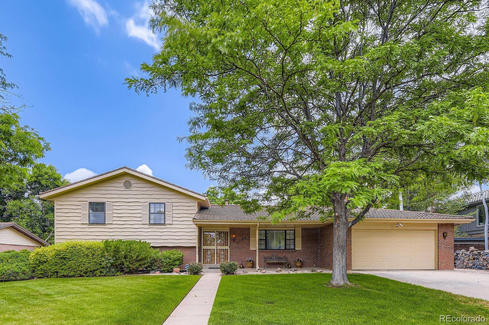 3724 S Poplar ST, Denver, CO 80237