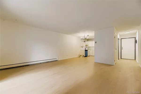 Aurora, CO 80014,13500 E Cornell AVE #206