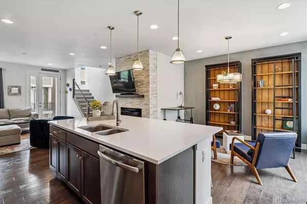 Englewood, CO 80112,15763 E Broncos PL