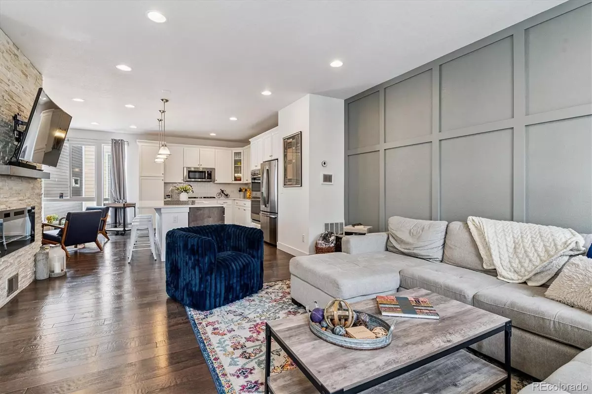 Englewood, CO 80112,15763 E Broncos PL