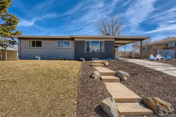 6002 S Crestview ST, Littleton, CO 80120