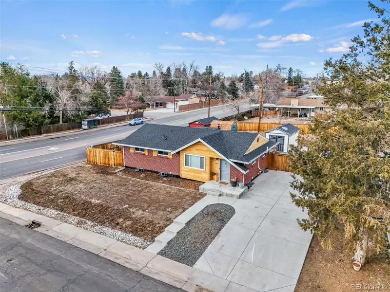 2415 E Maplewood AVE, Centennial, CO 80121