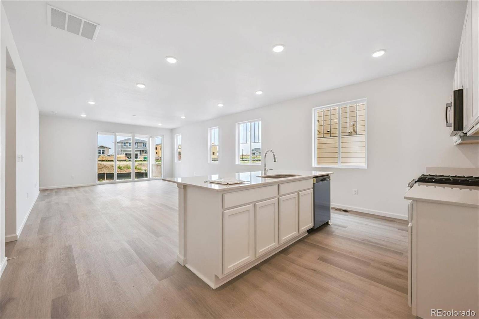 Aurora, CO 80019,24747 E 40th AVE