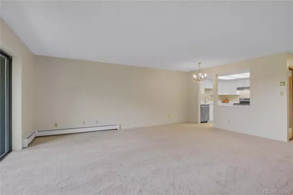 Aurora, CO 80014,13691 E Marina DR #208