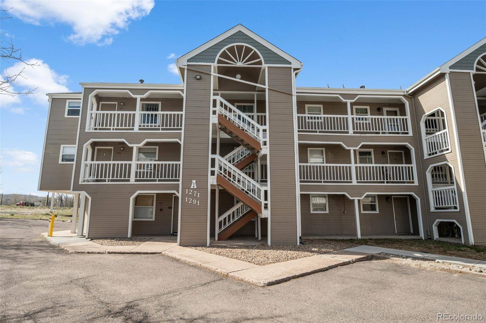 1291 S Gilbert ST #A301, Castle Rock, CO 80104