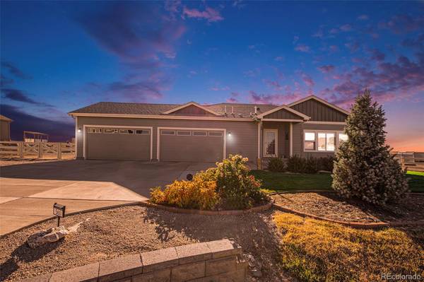 560 Remington DR, Hudson, CO 80642