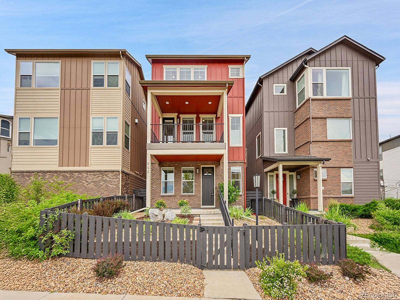 965 Ramblestone LN, Littleton, CO 80129
