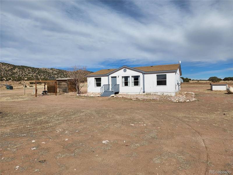 561 CR 132, Penrose, CO 81240