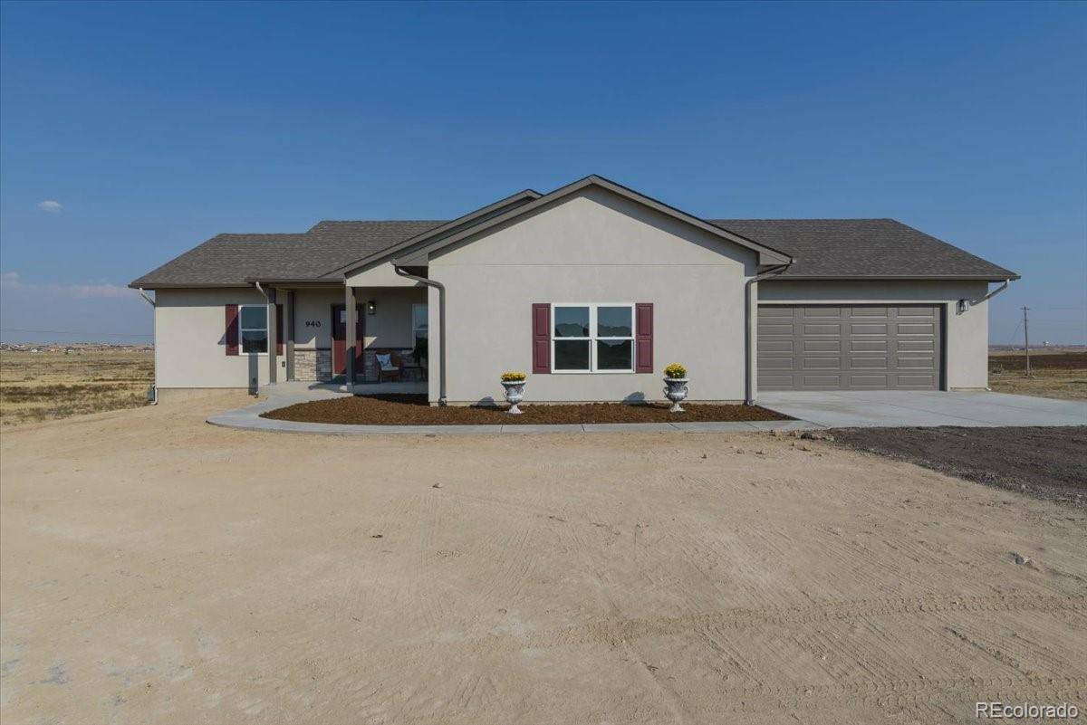 940 N Purcell Boulevard, Pueblo West, CO 81007