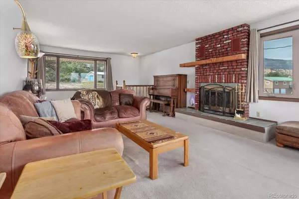 Salida, CO 81201,7395 County Road 111