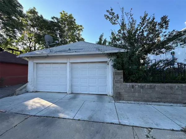 Denver, CO 80206,1372 Cook ST #1