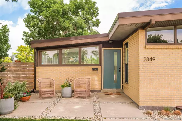 Centennial, CO 80121,2849 E Cresthill AVE