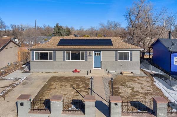 1121 Livingston AVE, Colorado Springs, CO 80906