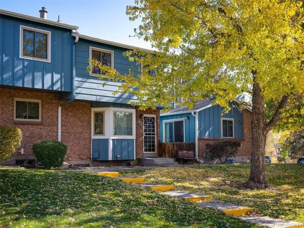 488 S Balsam ST, Lakewood, CO 80226