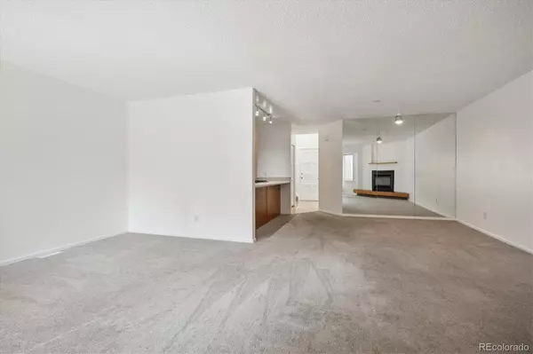 Lakewood, CO 80214,6700 W 11th AVE #202