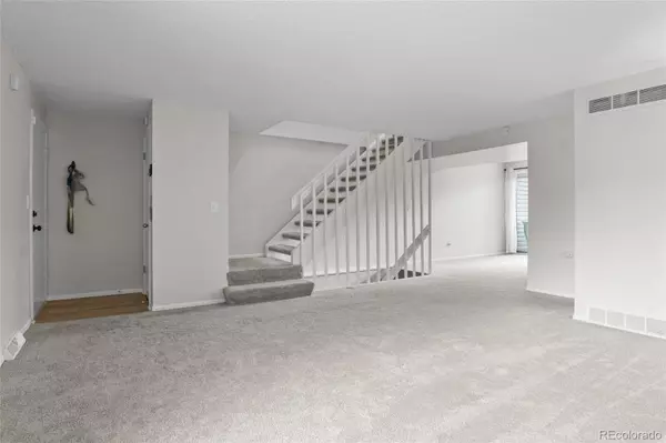 Centennial, CO 80121,4262 E Maplewood WAY