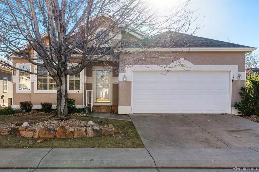 966 Champion CIR, Longmont, CO 80503