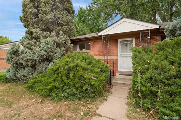 Denver, CO 80221,7241 Raritan ST