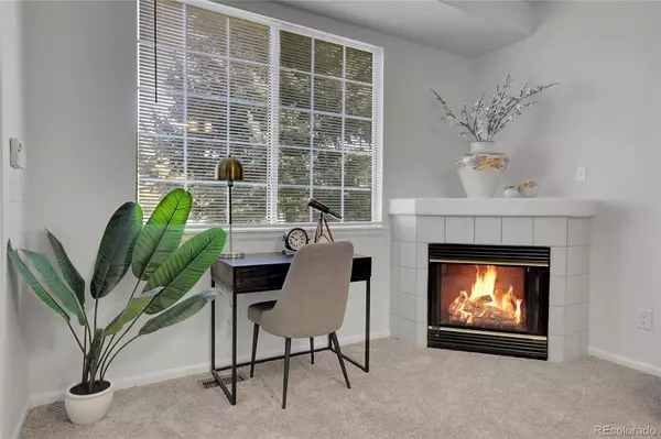 Littleton, CO 80128,9643 W Chatfield AVE #D